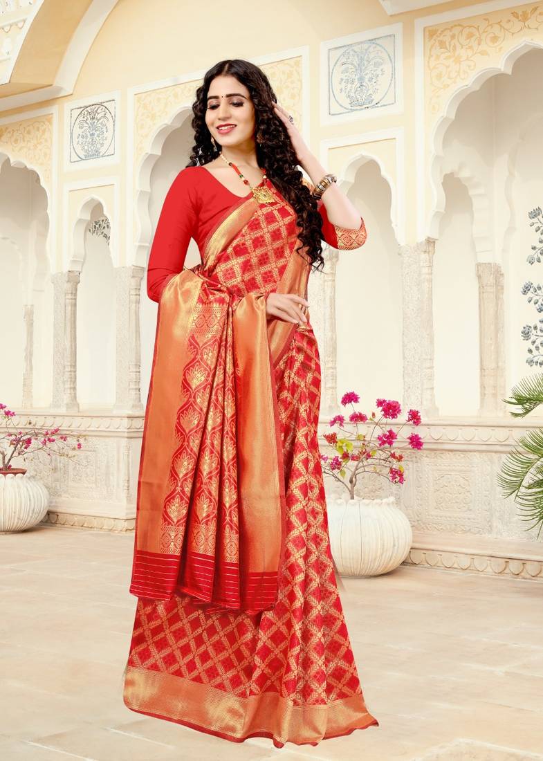 red RICH art silk saree AND HEAVY RICH PALLU WITH BLOUSE