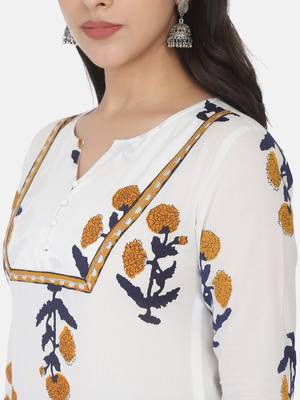 Off White Printed Kurta And Bottom 8