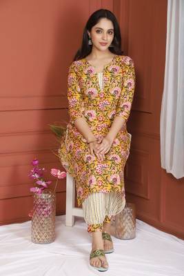Yellow Printed Kurta And Bottom 4