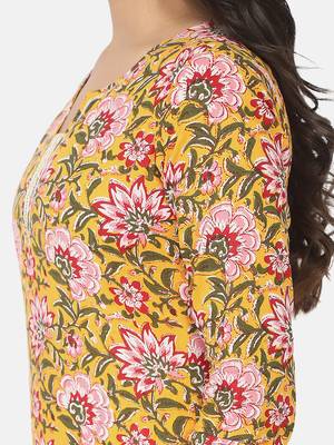 Yellow Printed Kurta And Bottom 8
