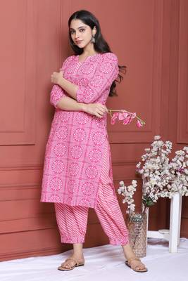 Pink Printed Kurta And Bottom 3