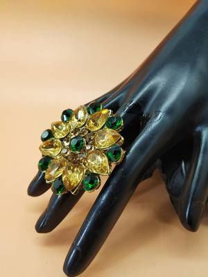 Multicolor agate rings 1