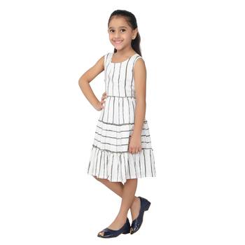 Green printed cotton kids-frocks 1