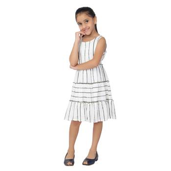 Green printed cotton kids-frocks 4