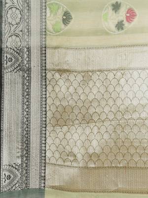green silk woven saree with blouse 4