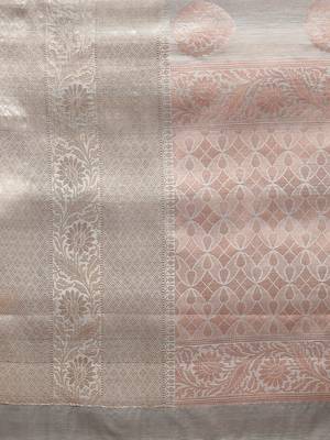 Grey silk woven saree with blouse 5