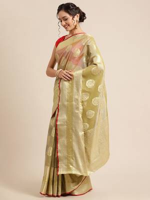 Green silk woven saree with blouse 3