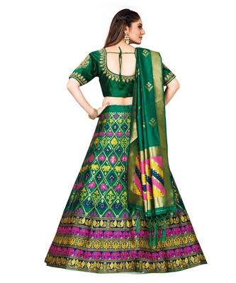 green art silk semi stitched zari woven Choli & lehenga ghagra with dupatta 3