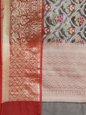 Black Art Silk woven saree with blouse 4