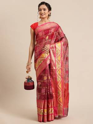 Magenta Art Silk woven saree with blouse 4