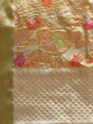 Gold Tissue  woven saree with blouse 5
