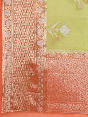 Green cotton woven saree with blouse 4