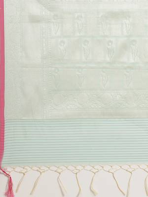 green cotton woven saree with blouse 4