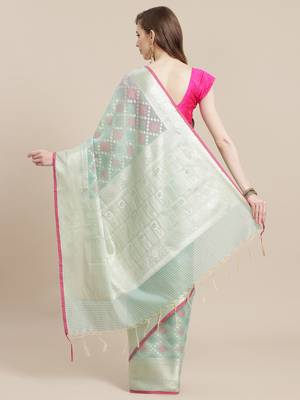 green cotton woven saree with blouse 2