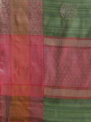 Green silk woven saree with blouse 5