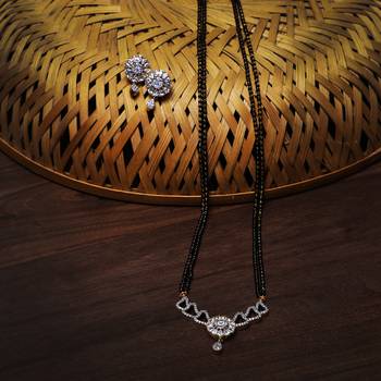 Gold mangalsutra 1