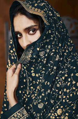 Green Georgette Sequins Embroidery Salvar Suit Party Wear 2