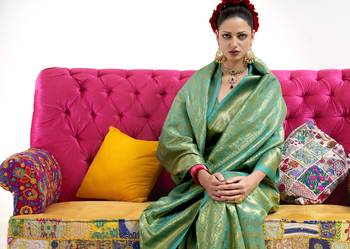 Green woven nylon saree with blouse 3