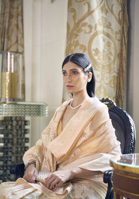 Ivory woven banarasi saree with blouse 2