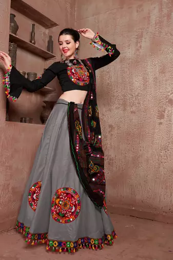 Grey Gujarati Gamthi Hand Embroidered Cotton Indian Traditional Dandiya Raas Garba Lehenga Choli For Navratri Festival