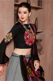 Grey Gujarati Gamthi Hand Embroidered Cotton Indian Traditional Dandiya Raas Garba Lehenga Choli For Navratri Festival