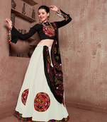 White Gujarati Gamthi Hand Embroidered Cotton Indian Traditional Dandiya Raas Garba Navratri Online Collection
