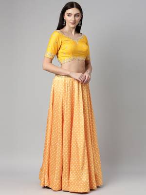 Yellow Bandhani print Silk Semi-Stitched Lehenga & Unstitched Blouse With Dupatta 3