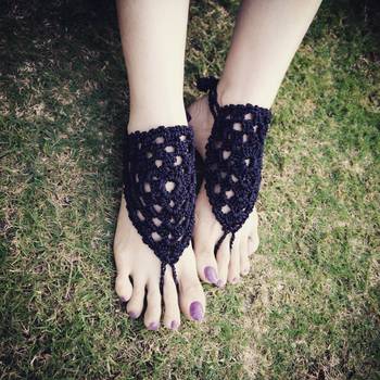 Blacky Feet thongs 2