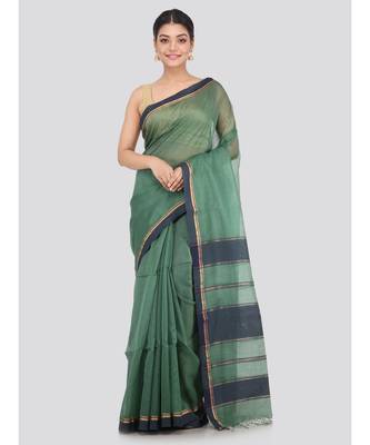 green Women s green hand woven handloom sarees With Blouse 1