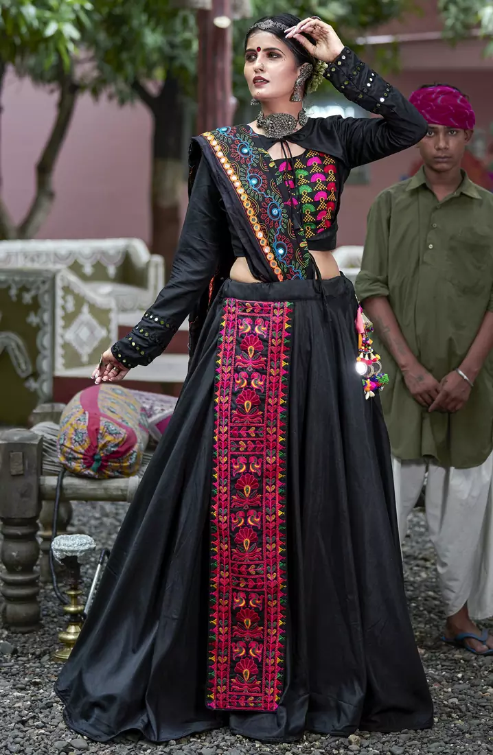 BLACK EMBROIDERED COTTON INDIAN TRADITIONAL FESTIVAL DANDIYA RAAS GARBA SEMI STITCHED NAVRATRI LEHENGA