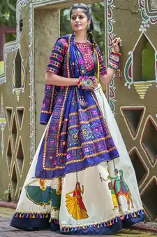 OFF-WHITE EMBROIDERED COTTON INDIAN TRADITIONAL FESTIVAL DANDIYA RAAS GARBA SEMI STITCHED NAVRATRI LEHENGA