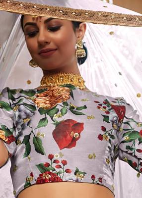 Grey Zari Dori And Sequins Embroidered Fine Art Silk Semi Stitched Bridal Lehenga 4