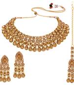 Brown crystal necklaces