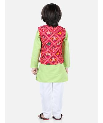 green Patan Patola Jacket Kurta Pajama 3 piece set 5