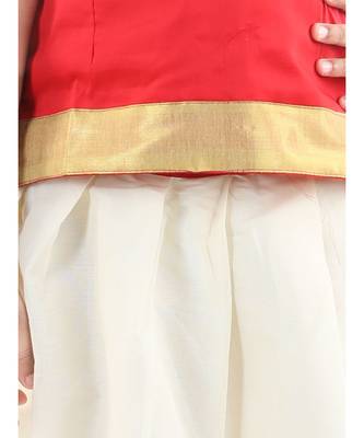 Red  Half Sleeve South Indian Pavda Pattu Lehenga 2