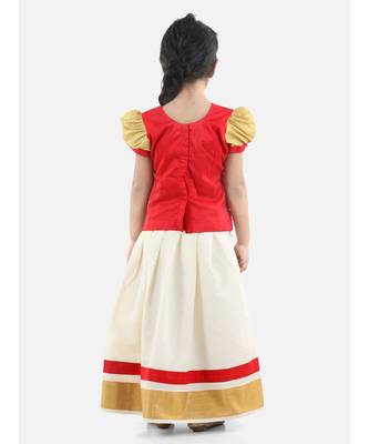 Red  Half Sleeve South Indian Pavda Pattu Lehenga 4
