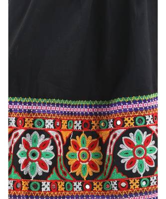 Black  Bandhani halter neck chaniya choli 2