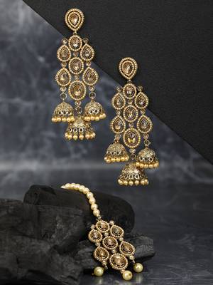 Gold maang-tikka 1