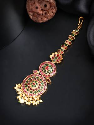Gold maang-tikka 1