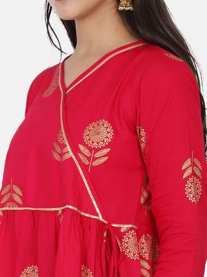 Pink Floral Printed Top With Skirt And Potli 15