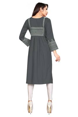 Women Grey & Off White Geometric Tie-UP Neck A-Link Longline Kurti 2