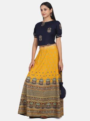 Navy Printed Crop Top With Skirt And Potli 8