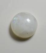 Natural Certified Rainbow Moonstone 4.25 Ratti 3.86 Carat Round Shape for Astrology Purposes Stone