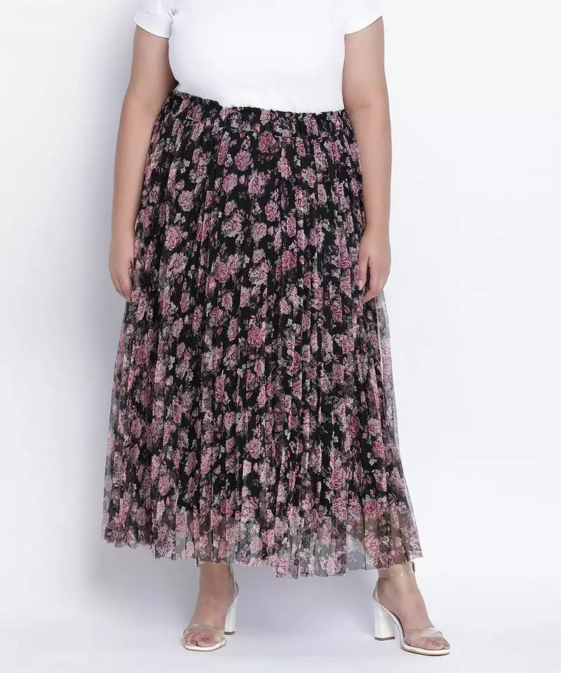 Black bean net printed and pleated lined Plus skirt