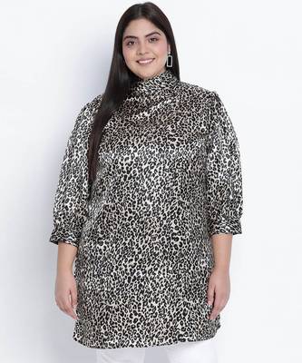 Striking black Animal satin print Plus tunic 1