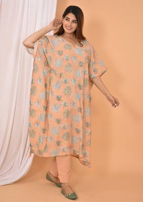 Peach printed rayon Kaftan with Pant 4