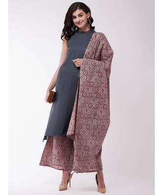 Grey and Maroon Halter Kurta Set 2