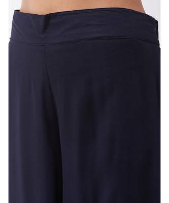Navy blue strappy kurta palazzo set with kalamkari dupatta 3