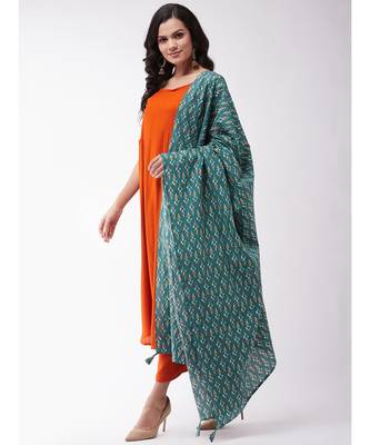 Orange strappy kurta plazzo set with green kantha dupatta 7