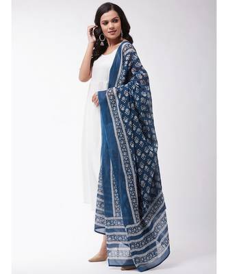 White strappy kurta palazzo set with blue floral dupatta 1